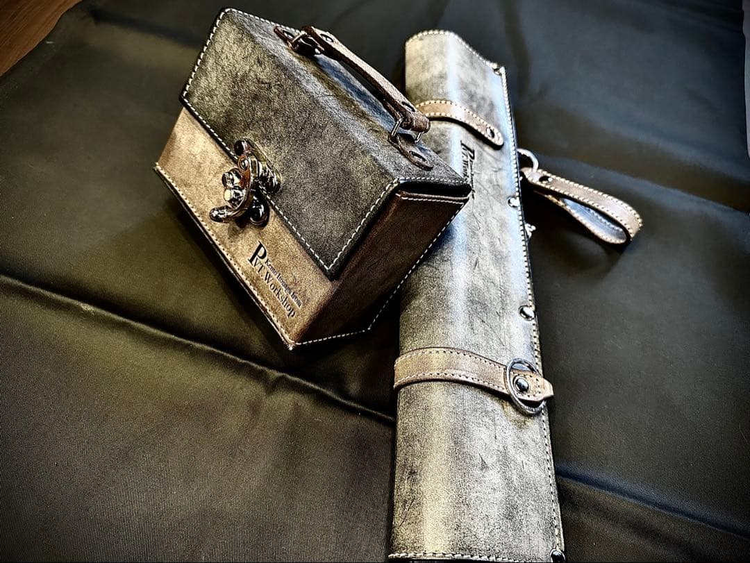 初売最終日！Pvt.Workshop 極CL 本革　デッキケース プレマ