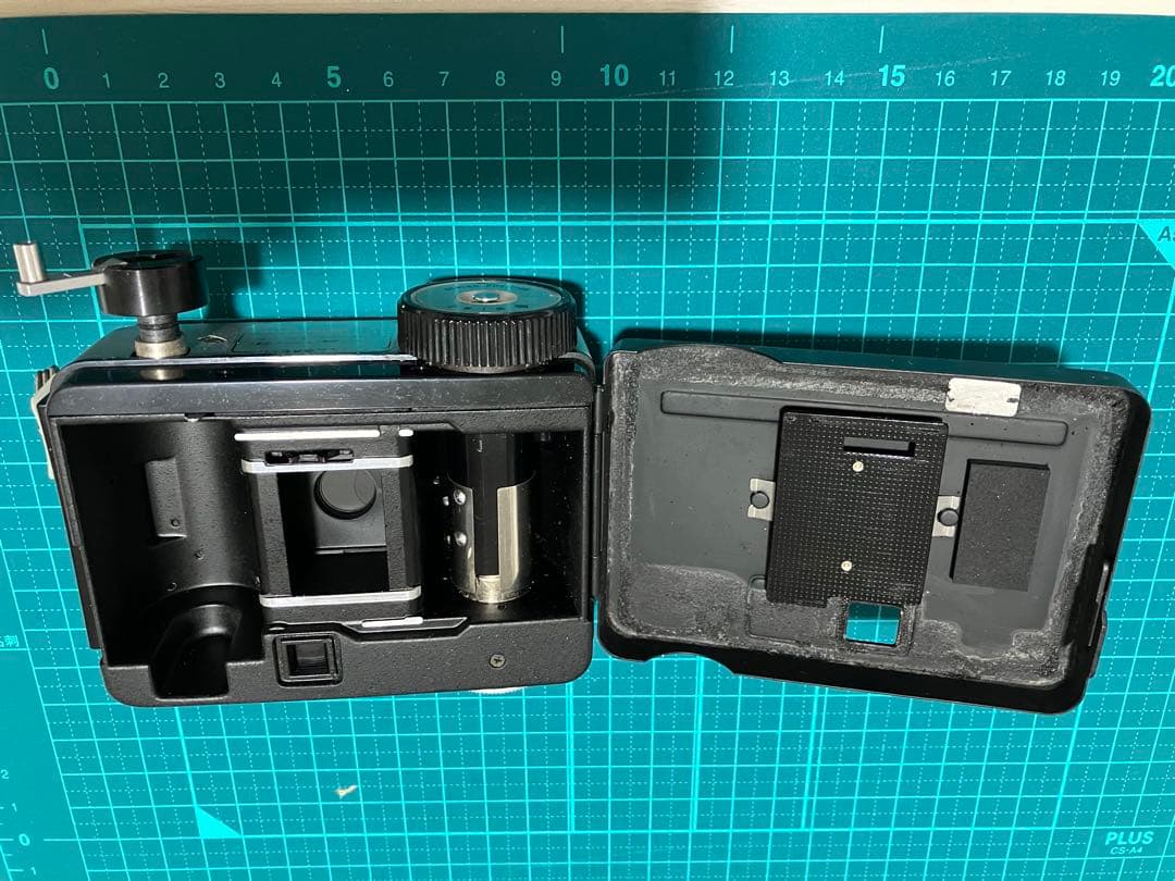 フィルムカメラ RICOH AUTO HALF E2 LAMBORGHINI Countach