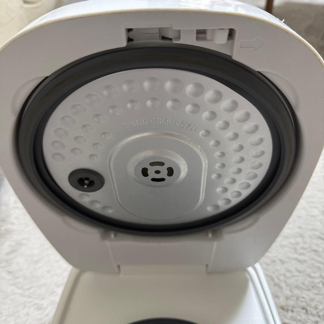 【美品】アイリスオーヤマ/炊飯器/IH式/ERC-IB50-W/5.5合/ジャー