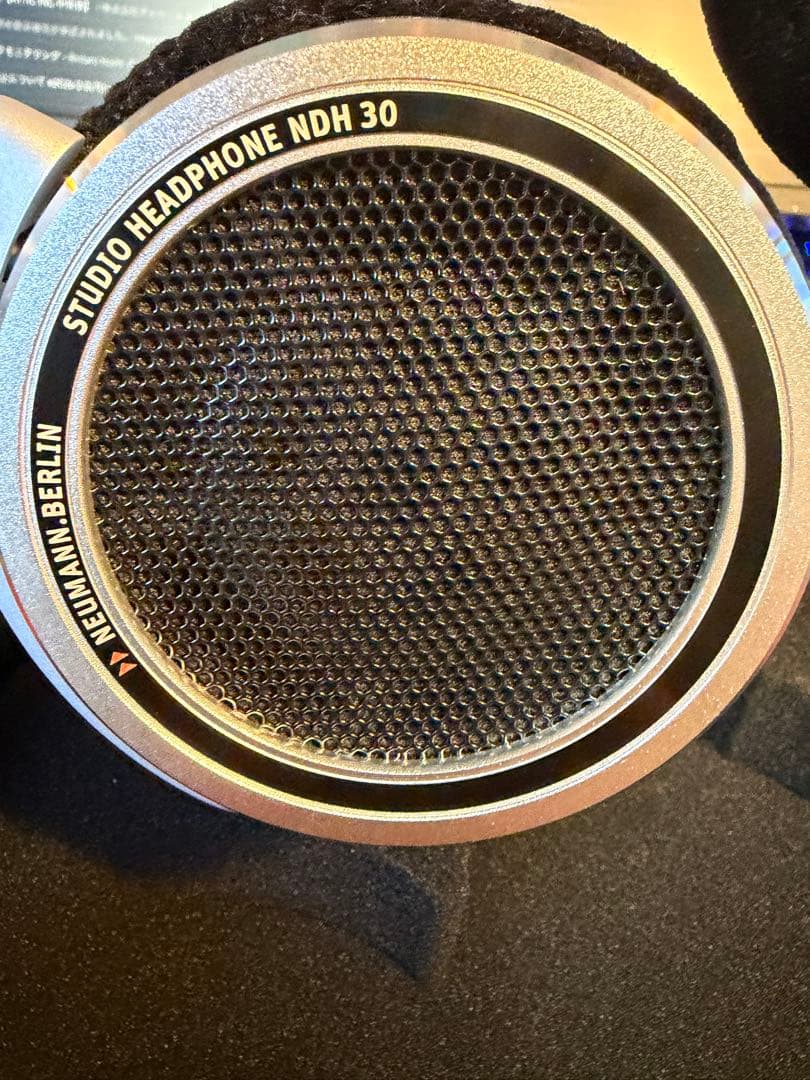 【極美品】NEUMANN NDH30 開放型モニターヘッドホン・付属品完備