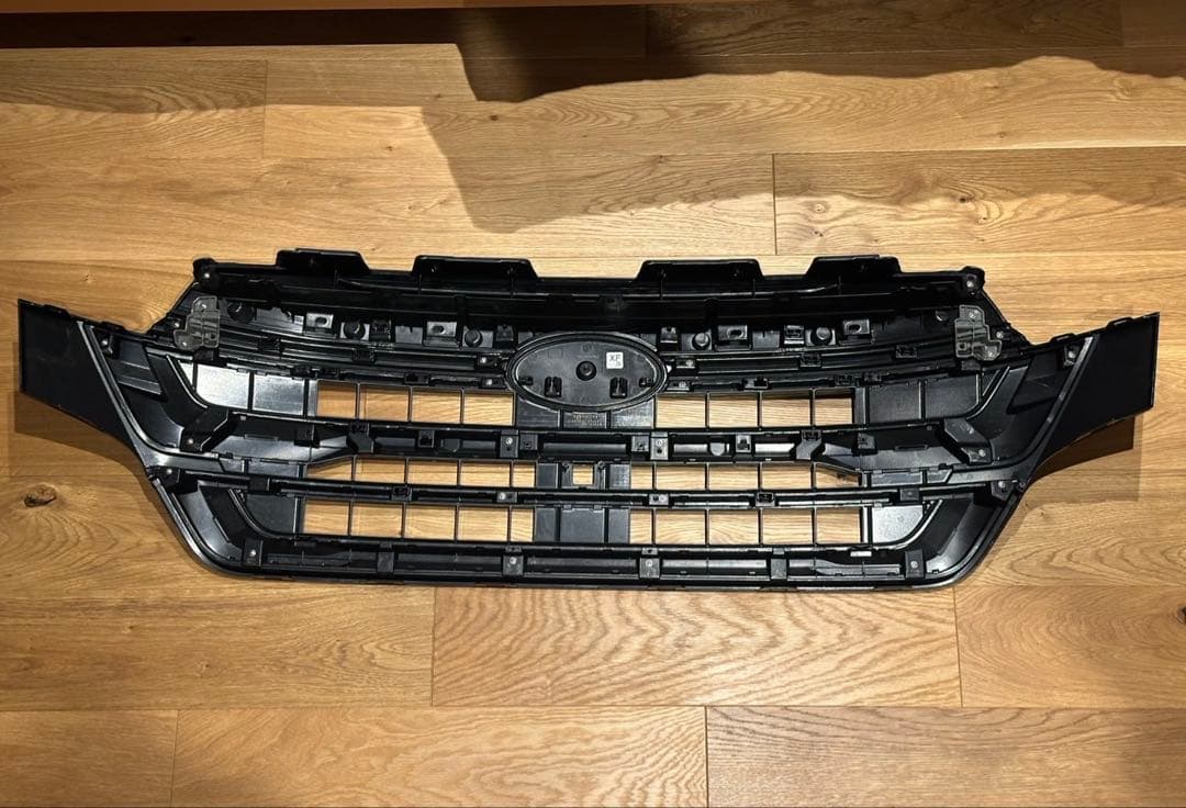 フォレスター SL型 スポーツ EX 純正 未使用 フロントグリル