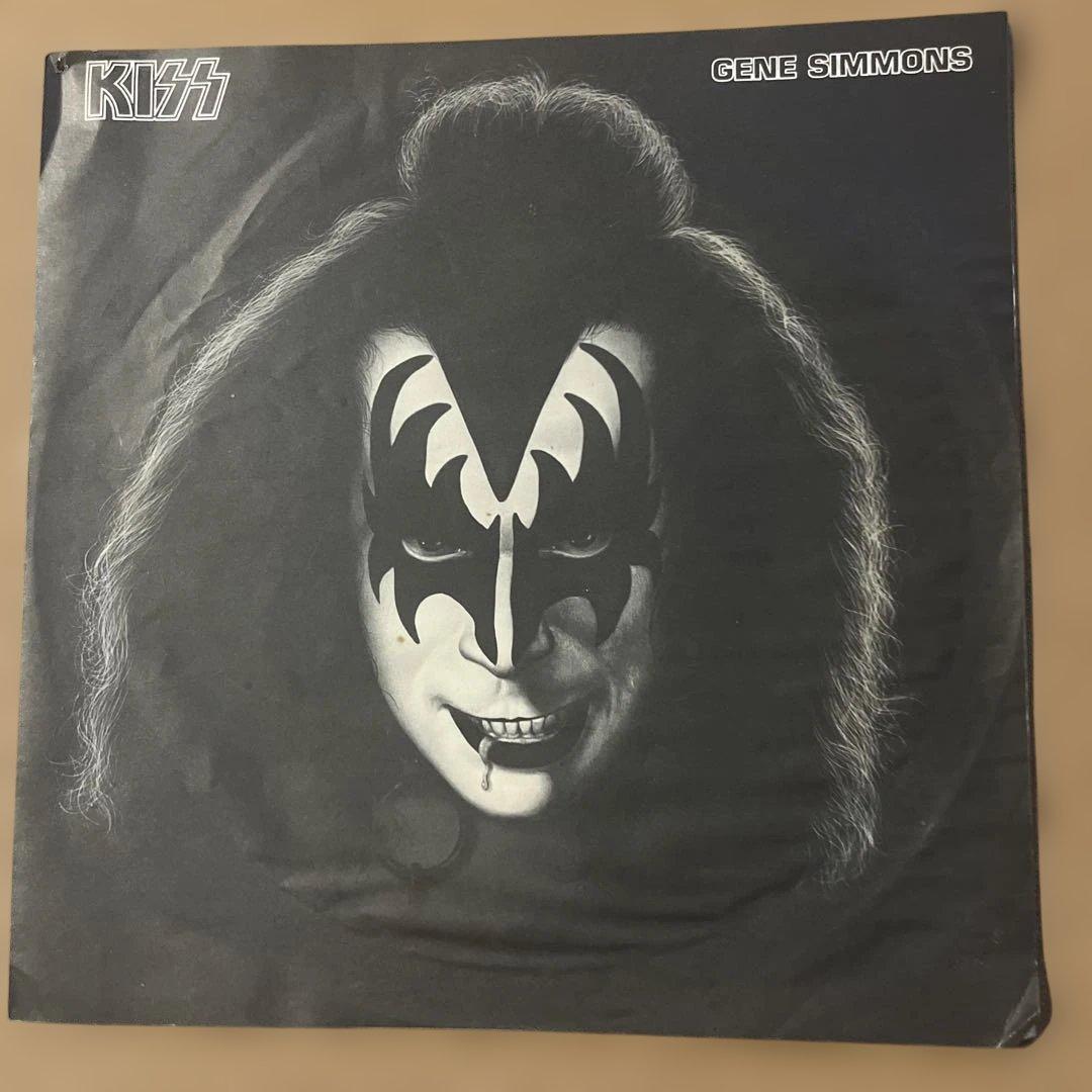 洋楽 KISS GENE SIMMONS