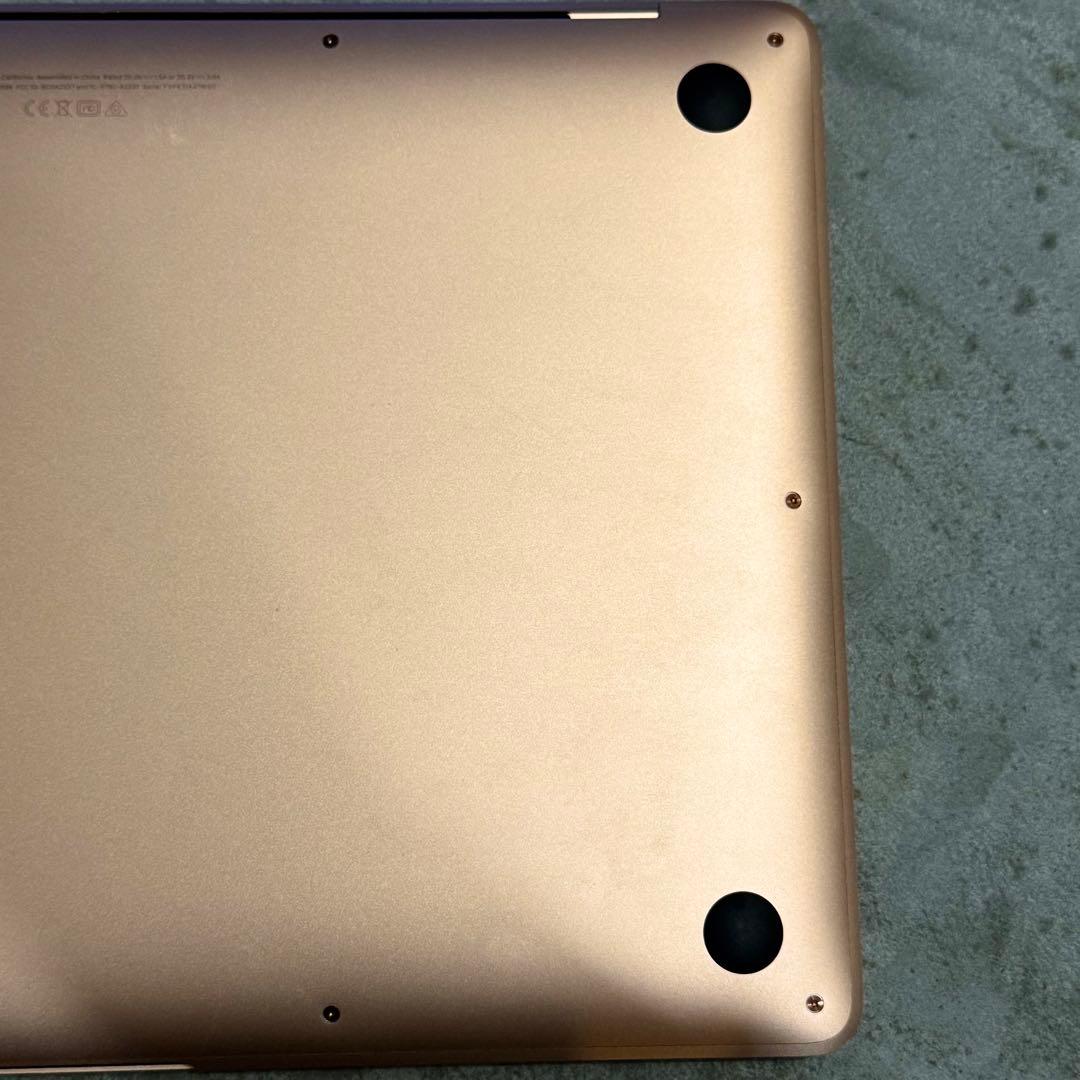 MacBook Air 13 インチ (2020) - Apple M1