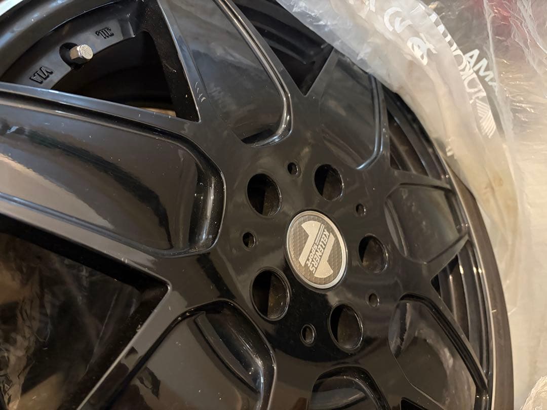 とし　KELLENERS 17インチ スタッドレスタイヤ4本