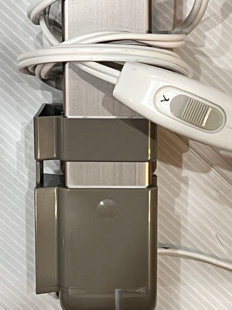 ウインドーラジエーター W/R-1219 窓下専用ヒーター 暖房器具