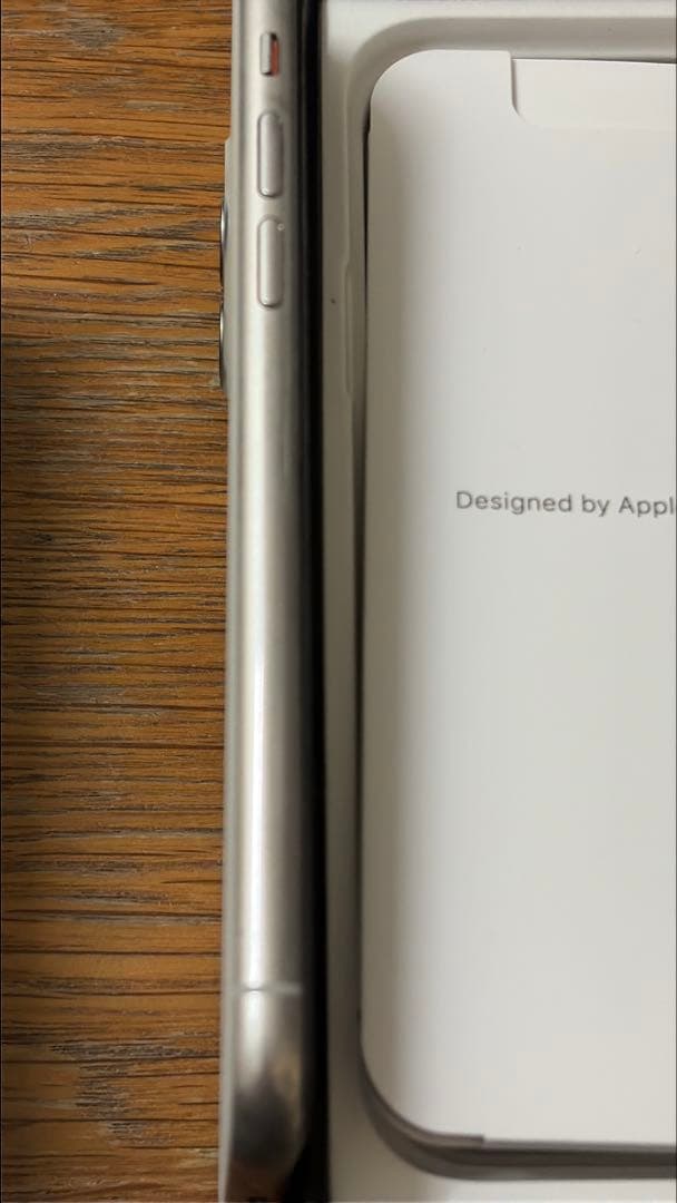 iPhone 11 Pro 64GB画面ひびあり　箱、純正新品充電ケーブル付