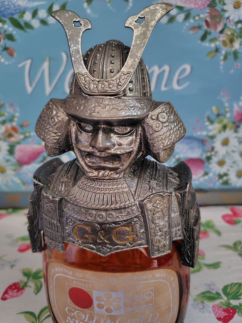 金属製　重い　NIKKA WHISKY ニッカウヰスキー 鎧 兜 侍　G&G