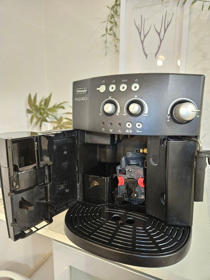 【動作確認済　Oリング新品】デロンギ マグニフィカ　全自動エスプレッソマシン