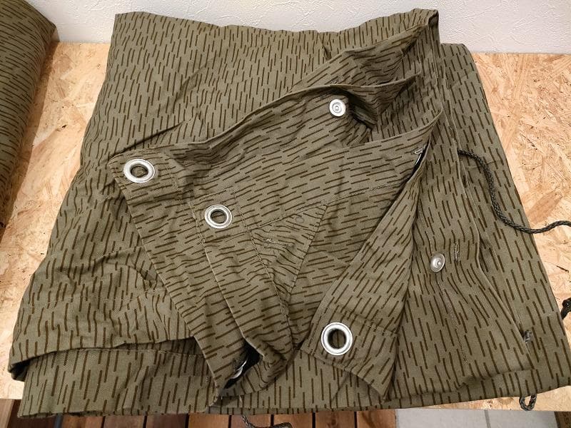 【値下げ中】東ドイツ軍　軍幕ポンチョテント 2枚セット