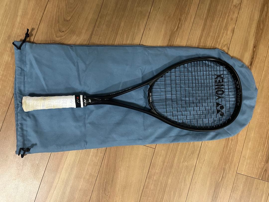 【美品】ヨネックス　ボルトレイジ8V プレミアムカスタムフィット