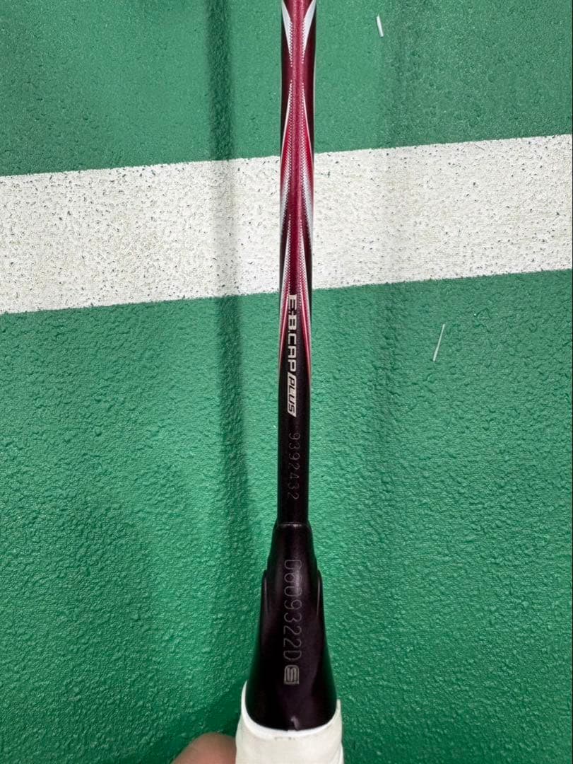 YONEX ASTROX100ZZ クレナイ