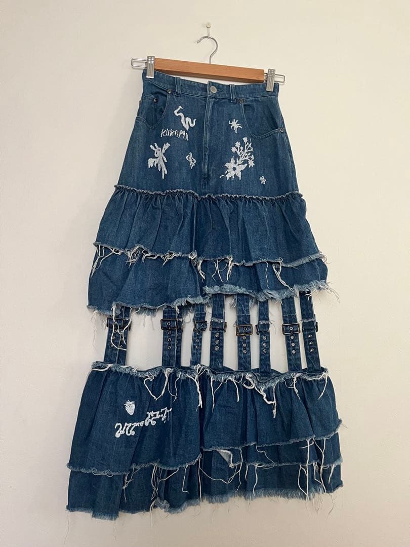 スカート rurumu: torn denim tiered SK