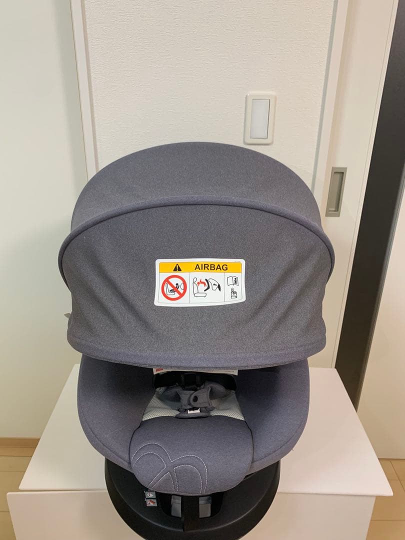 22年式　エールべべ　チャイルドシート クルット5iプレミアム グレーラテ