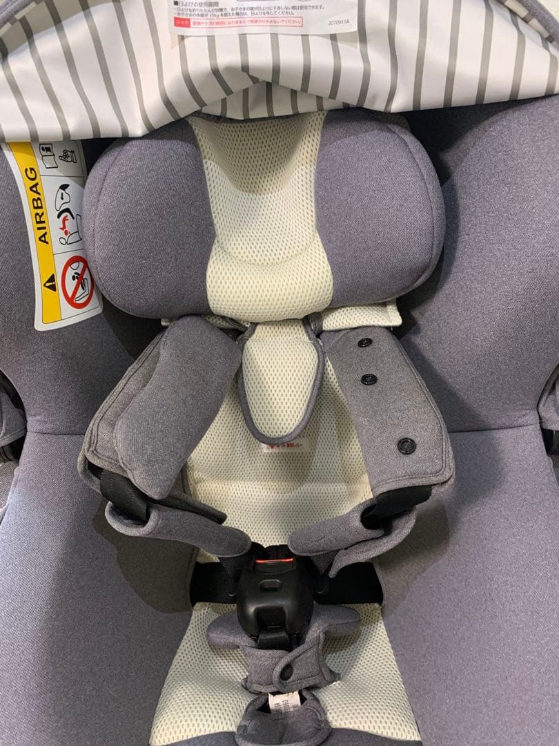 22年式　エールべべ　チャイルドシート クルット5iプレミアム グレーラテ
