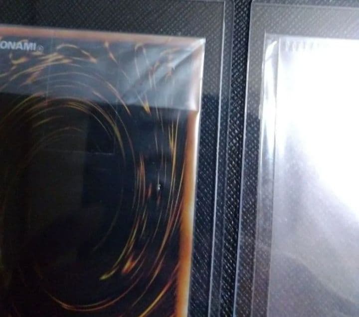 青眼の白龍 ステンレス製カード 特製ローダー付き