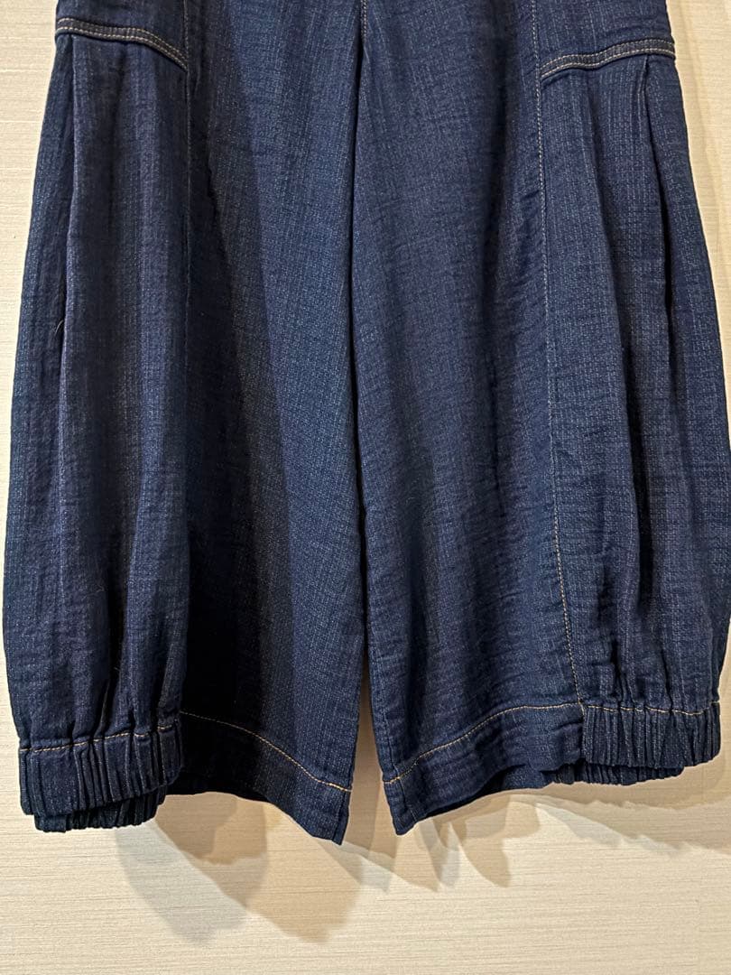 新品未使用☆センソユニコCUBE CUBEのガウチョパンツ