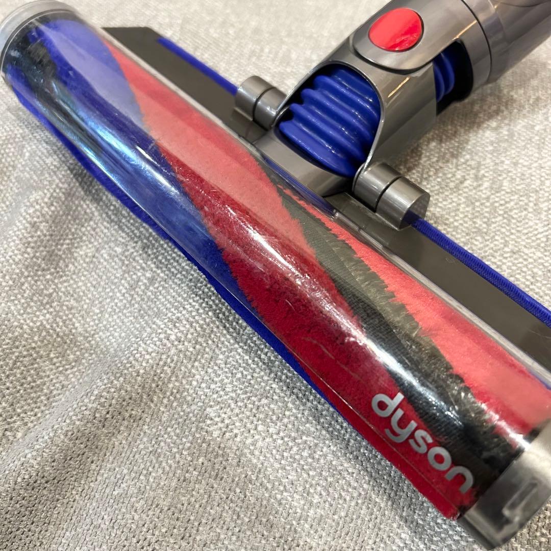 【美品】dyson v8 slim fluffyクリーナーヘッドとパイプ