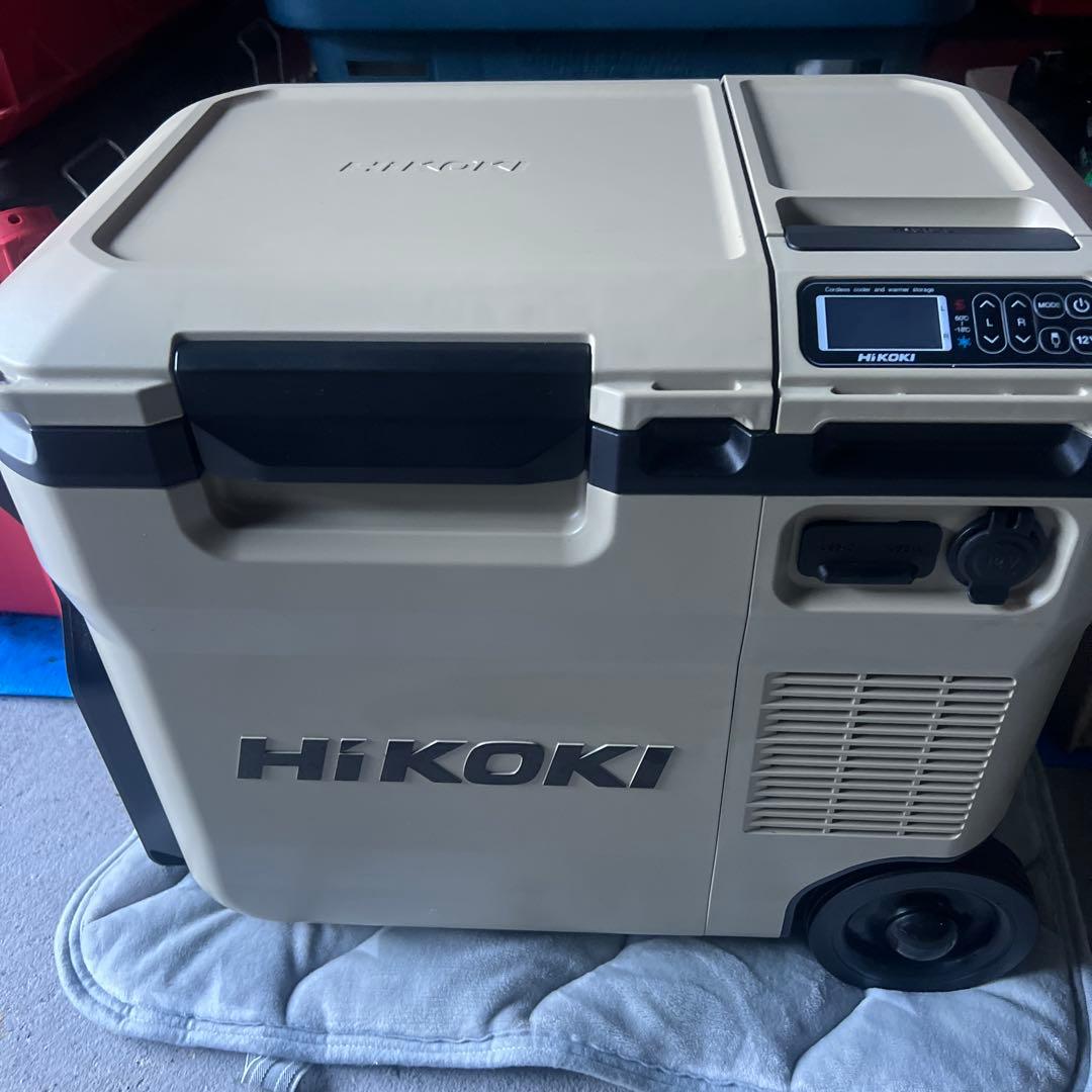 HiKOKI コードレス冷温庫　１８Ｖバッテリー２個付き