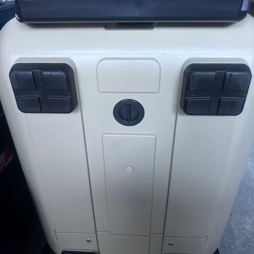 HiKOKI コードレス冷温庫　１８Ｖバッテリー２個付き