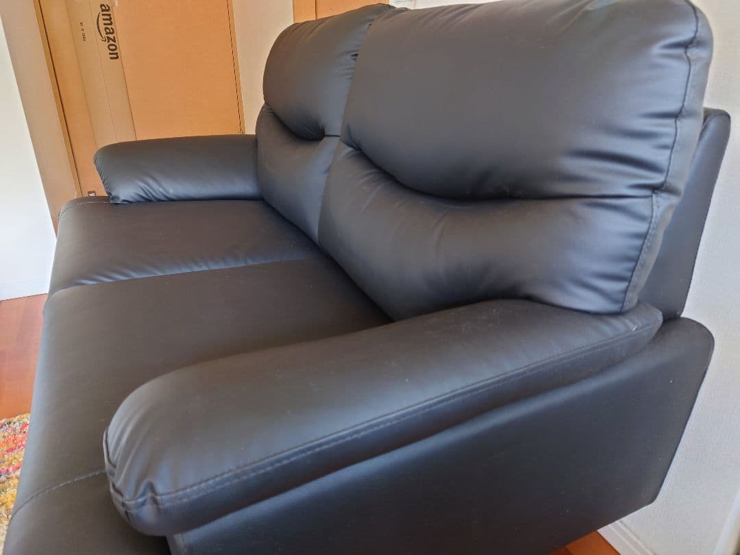 ニトリ　2人用合成皮革ソファ　(Nシールドキャッツ3 BK)　こばやん