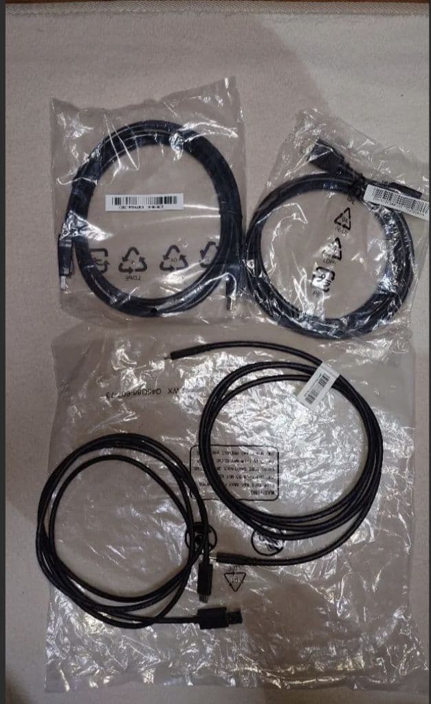 【ジャンク品扱い】PHILIPS 31.5インチ 4Kディスプレイ