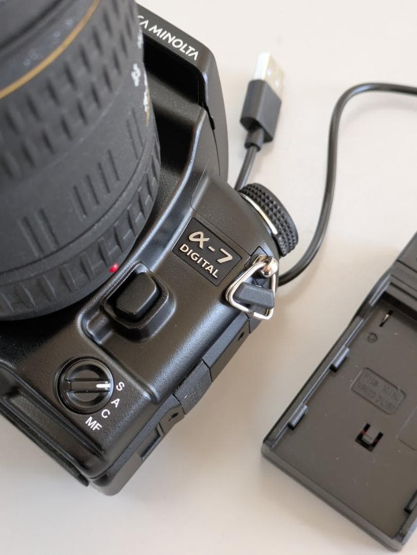 KONICA MINOLTA α-7 digital / sigma 28-70