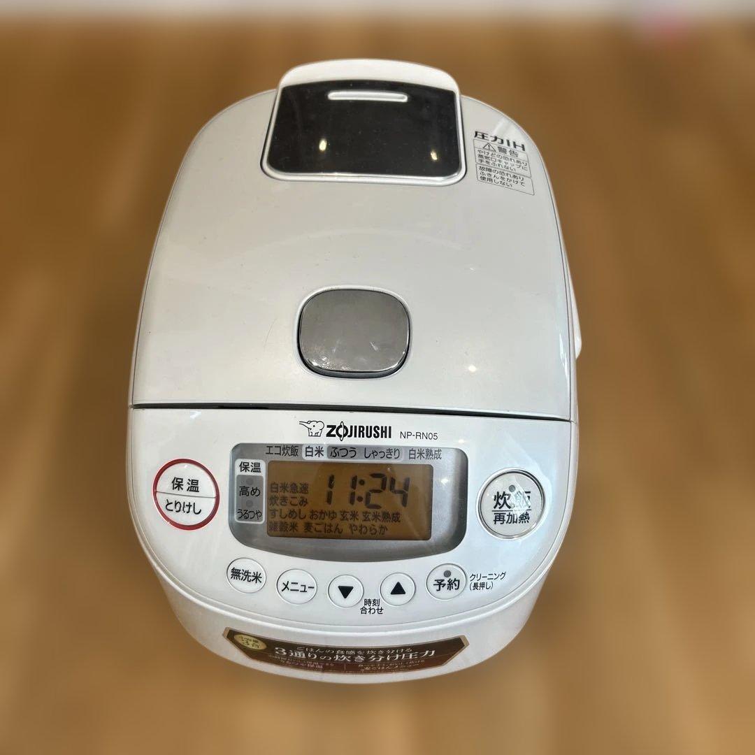 象印　圧力IH炊飯器3合 NP-RN05　極め炊き　ホワイト
