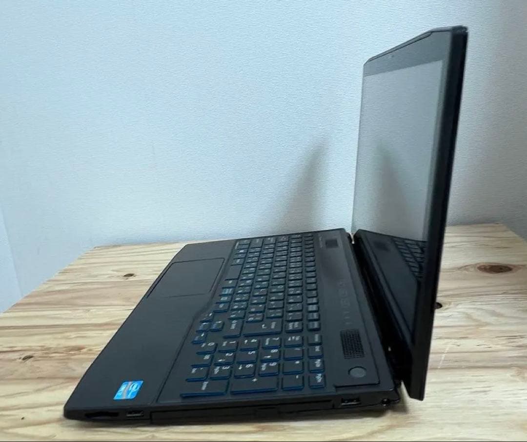 Fujitsu LIFEBOOK AH77/K ブラック