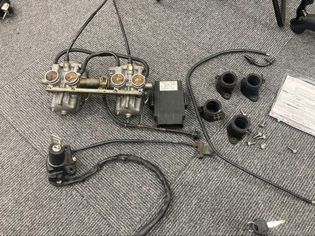 Suzuki Across キャブレター　その他パーツセット
