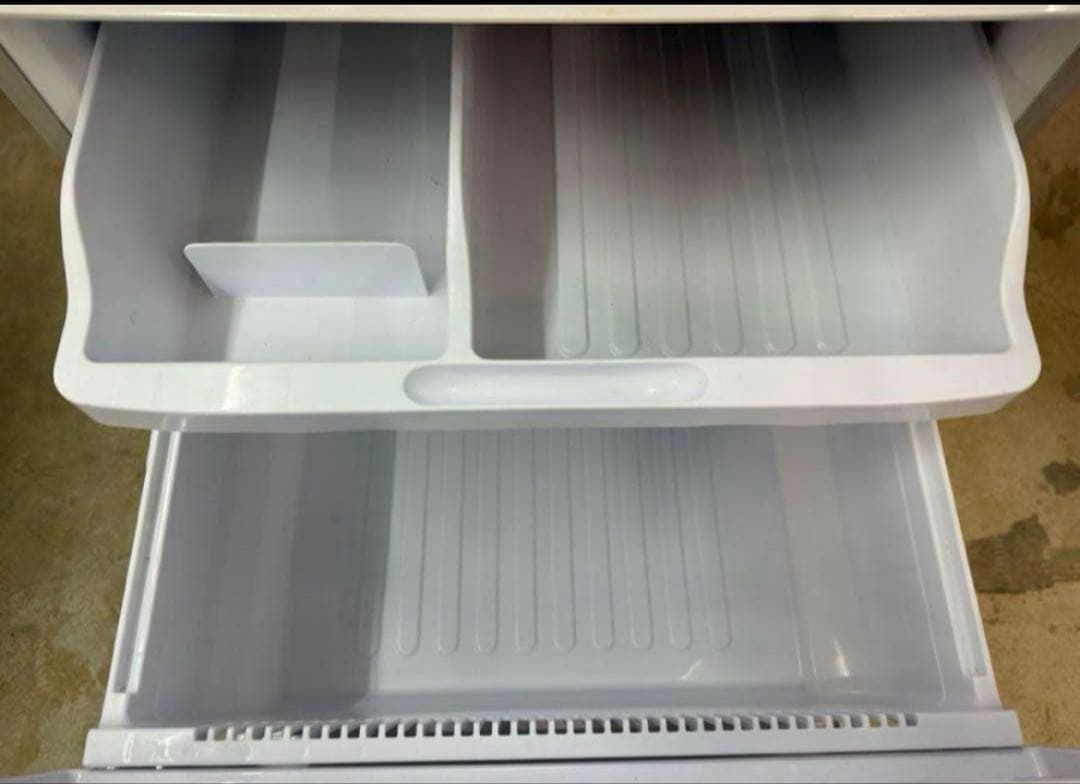 2016年式 350L SHARP 冷蔵庫 SJ-PW35B-C