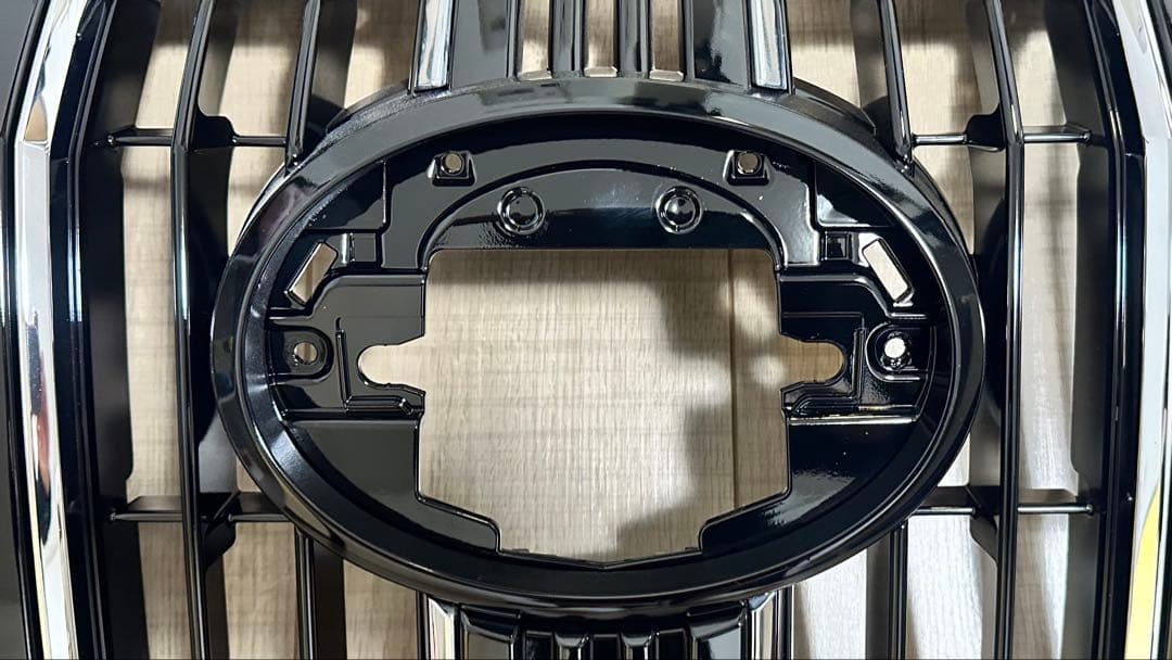 プラド150後期 純正グリル 202ブラック塗装品※メッキ部は除く