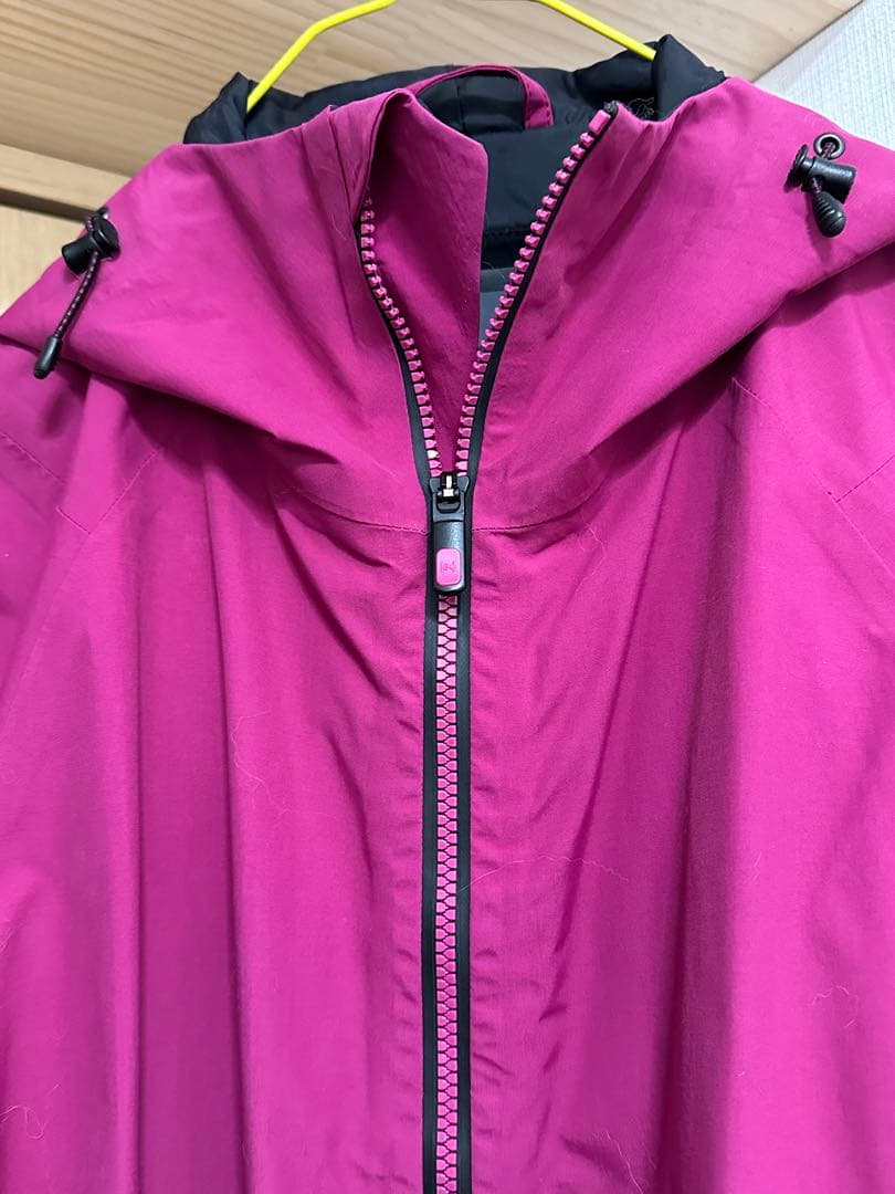 burton ak GORE-TEXスノボウェアジャケット　ピンク