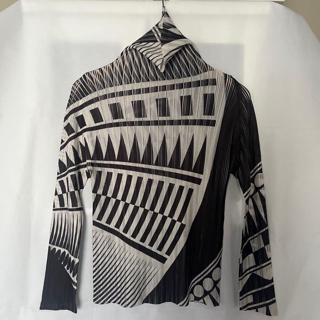 美品 プリーツプリーズ イッセイミヤケ シャツ ハイネック 総柄 トップス