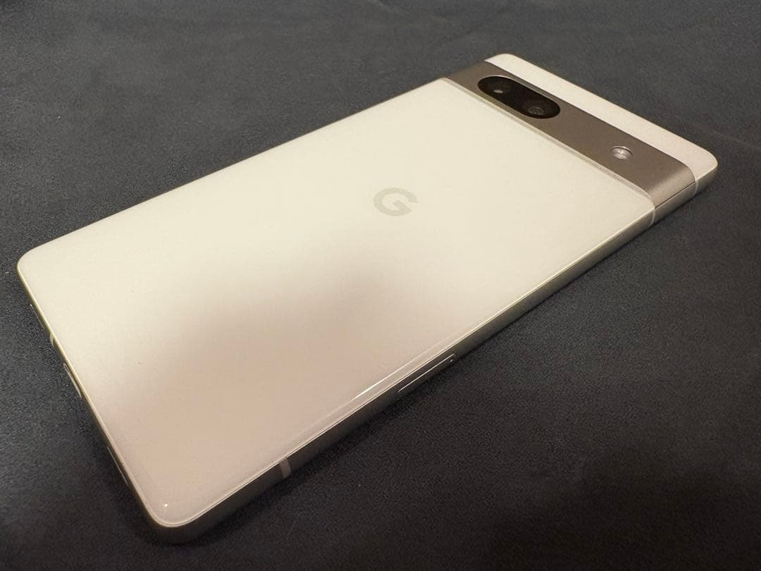 Google Pixel 7a ホワイト 本体　SIMフリー 美品　本体カバー付