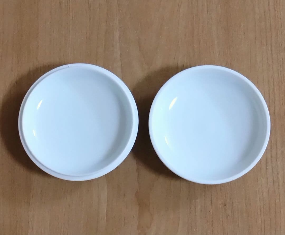 人間国宝 井上萬ニ作 白磁 香合 有田焼 茶道具 共箱