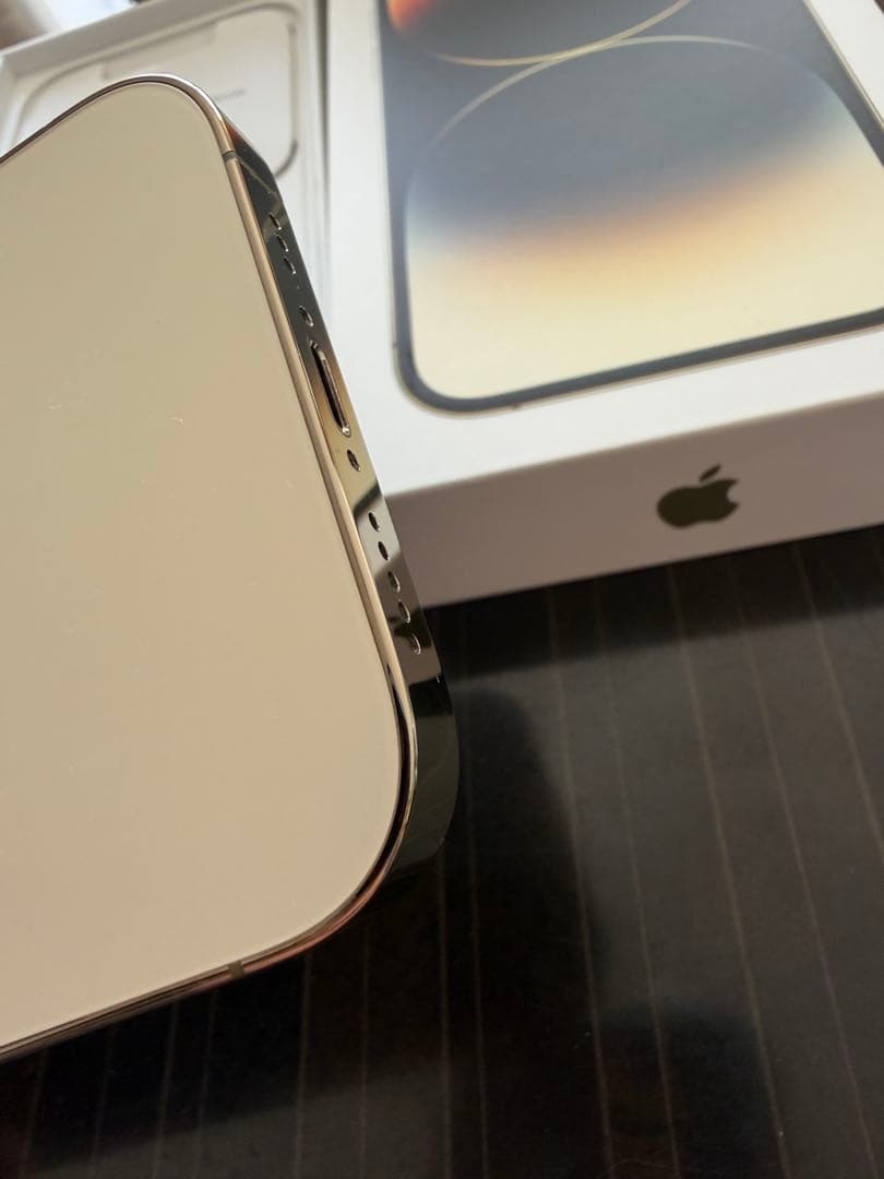 junior　 iPhone 14 Pro ゴールド 128GB