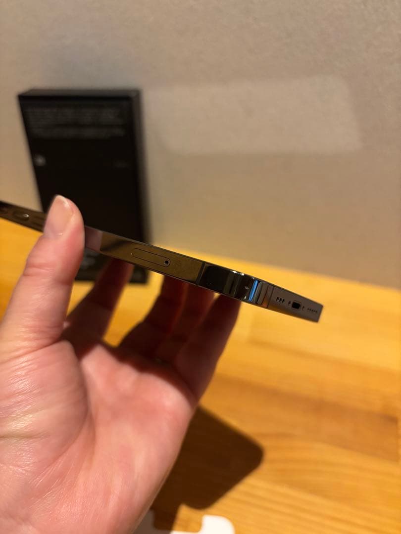 【美品】Apple iPhone 12 Pro グラファイト 128GB