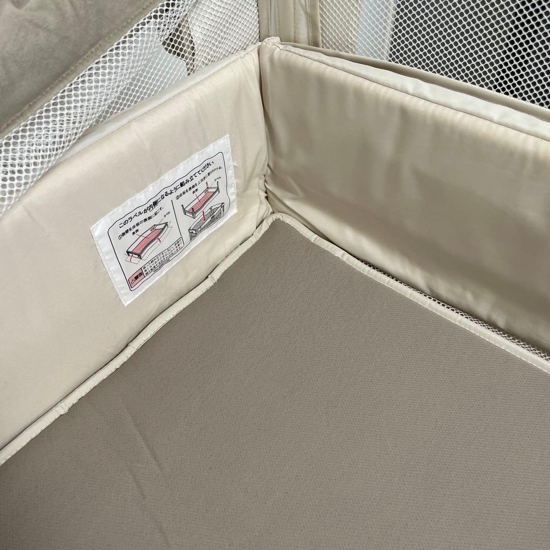 アップリカ　ココネルエアープラスAB　折りたたみ式ベビー用ベッド