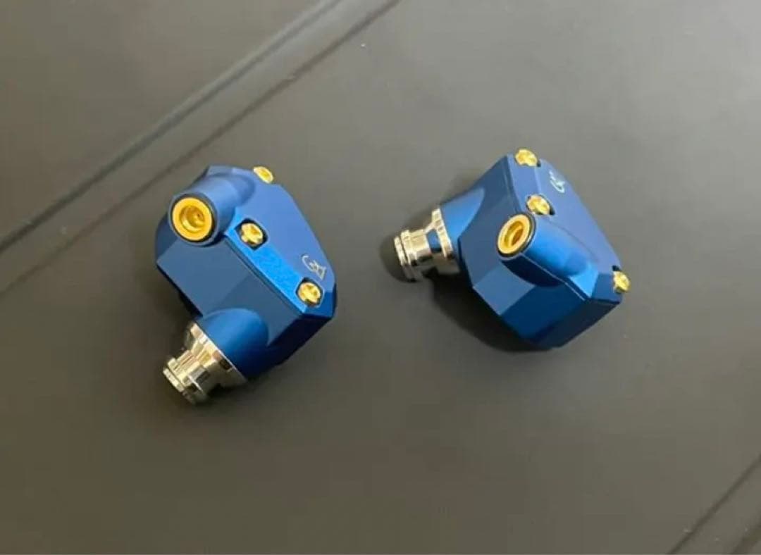 【eイヤホン新古品】Campfire Audio Andromeda MW10