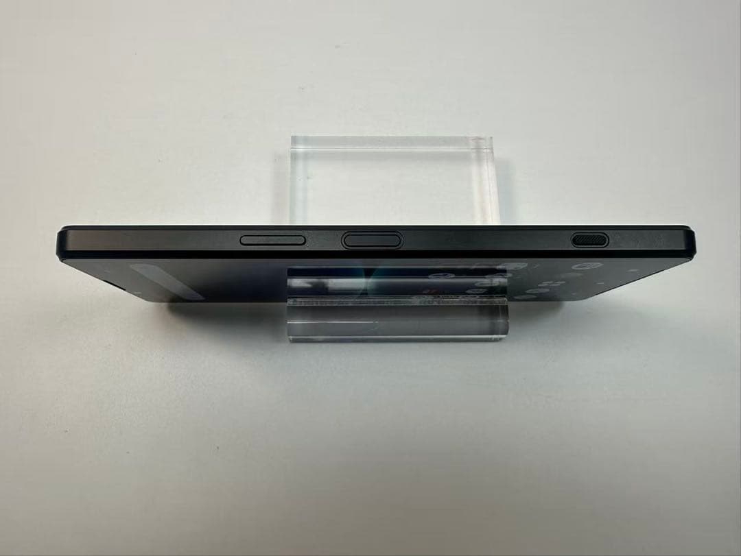 外観美品 SONY Xperia 1 IV docomo so-51c 黒