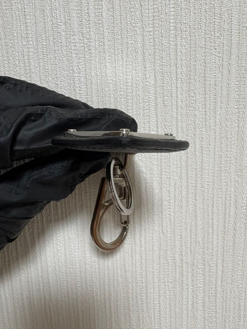 PRADA サフィアーノレザーキーチェーン