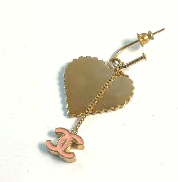 レア!シャネル CHANEL ハート型 ぶら下がりピアス 片耳