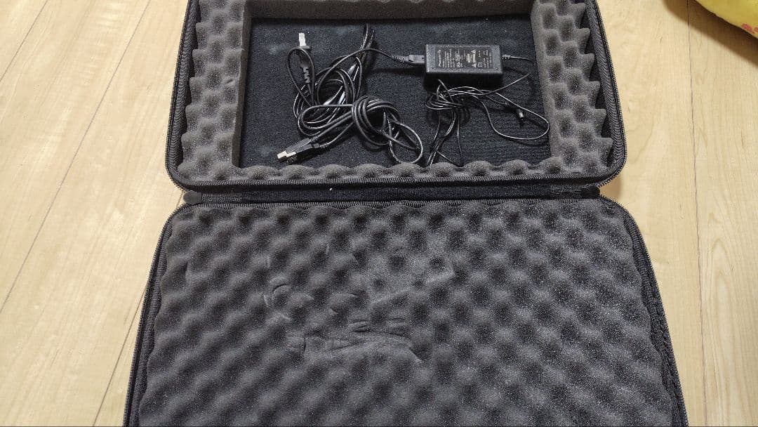 Pioneer DJコントローラー　DDJ-WeGO3 対応ケーブル付き 黒