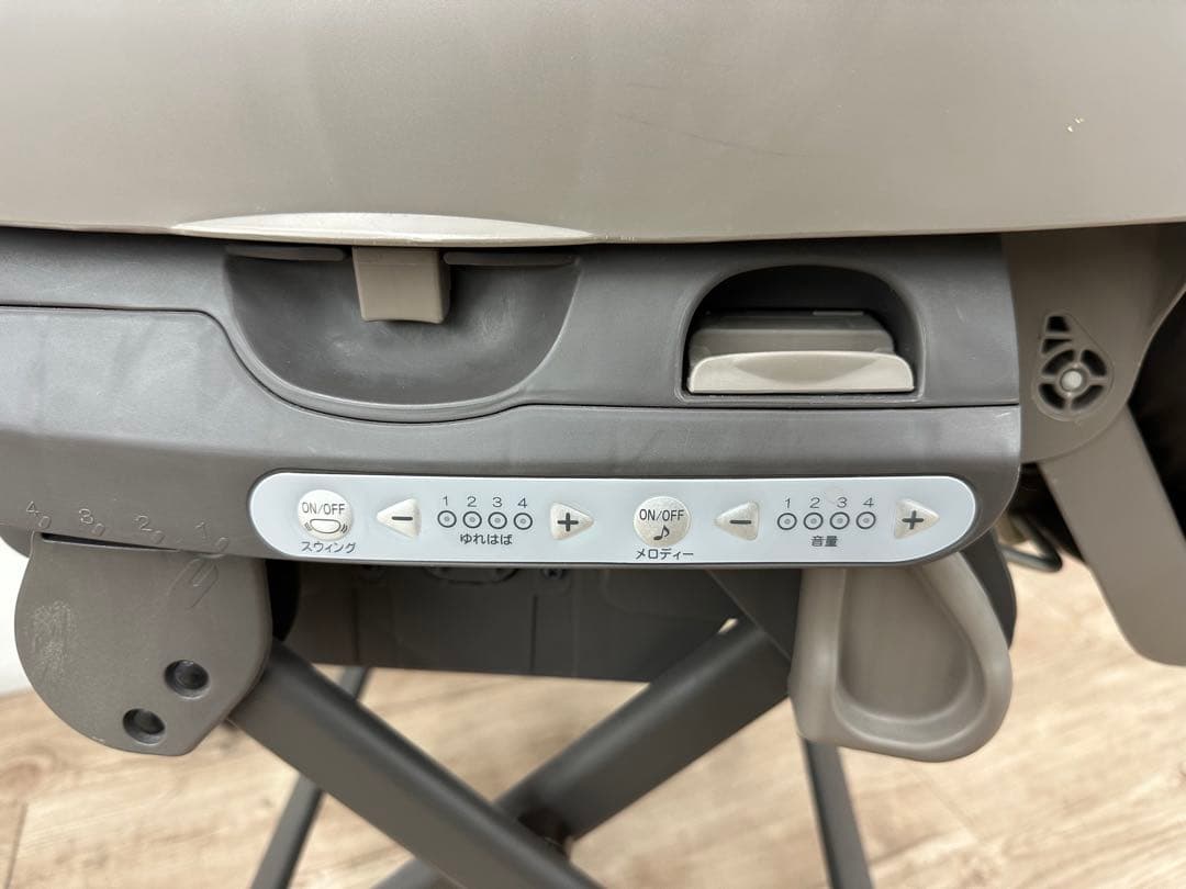 Combi ハイ&ロー 電動スイングチェア ベビーラック 付属品あり