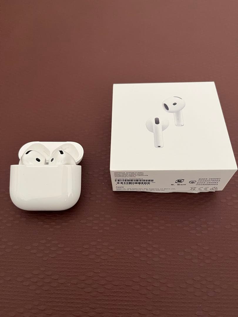 アップル(Apple)　AirPods4　アクティブノイズキャンセリング搭載