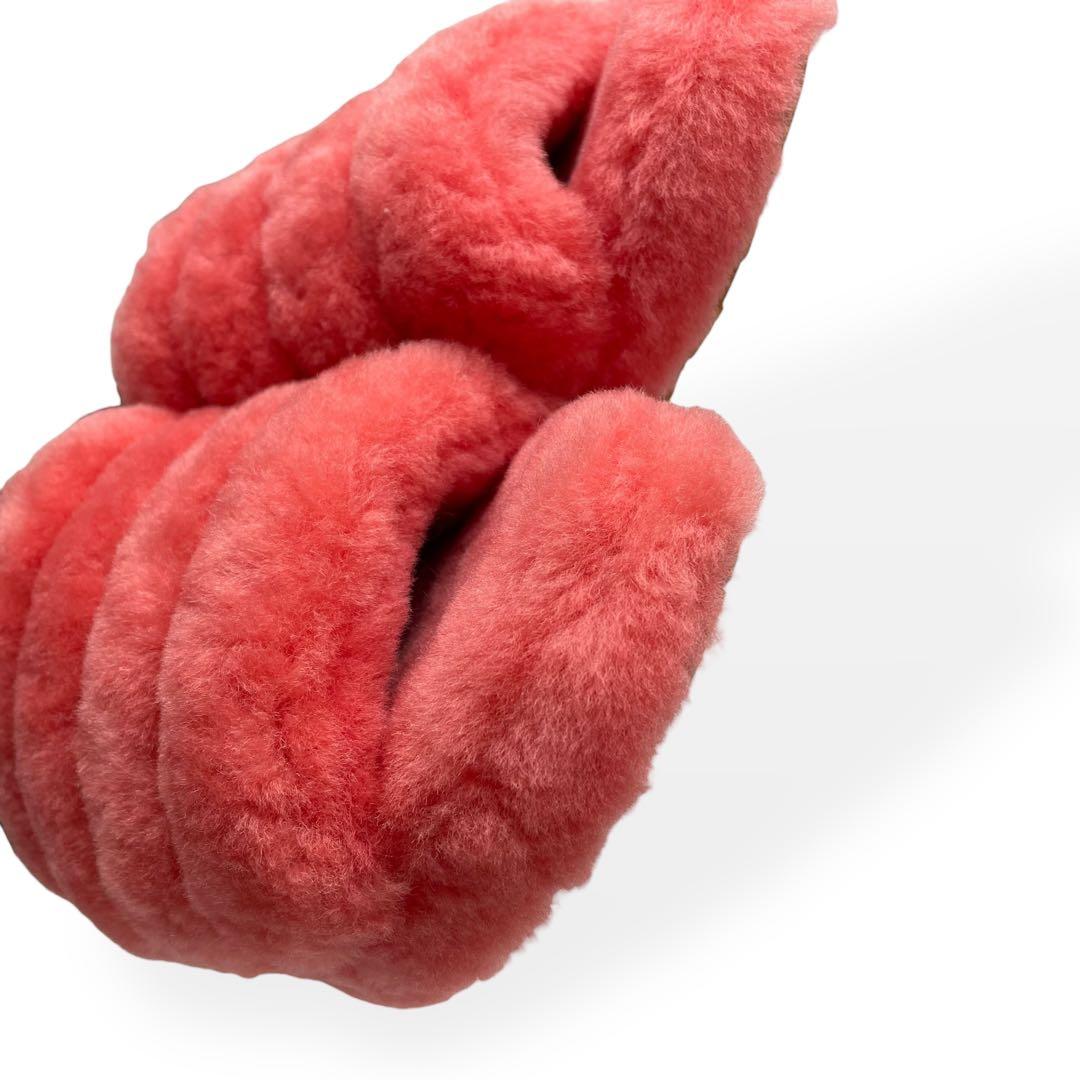 未使用級　UGG　アグ　ファーサンダル　FLUFF YEAHSLIDE　23.0