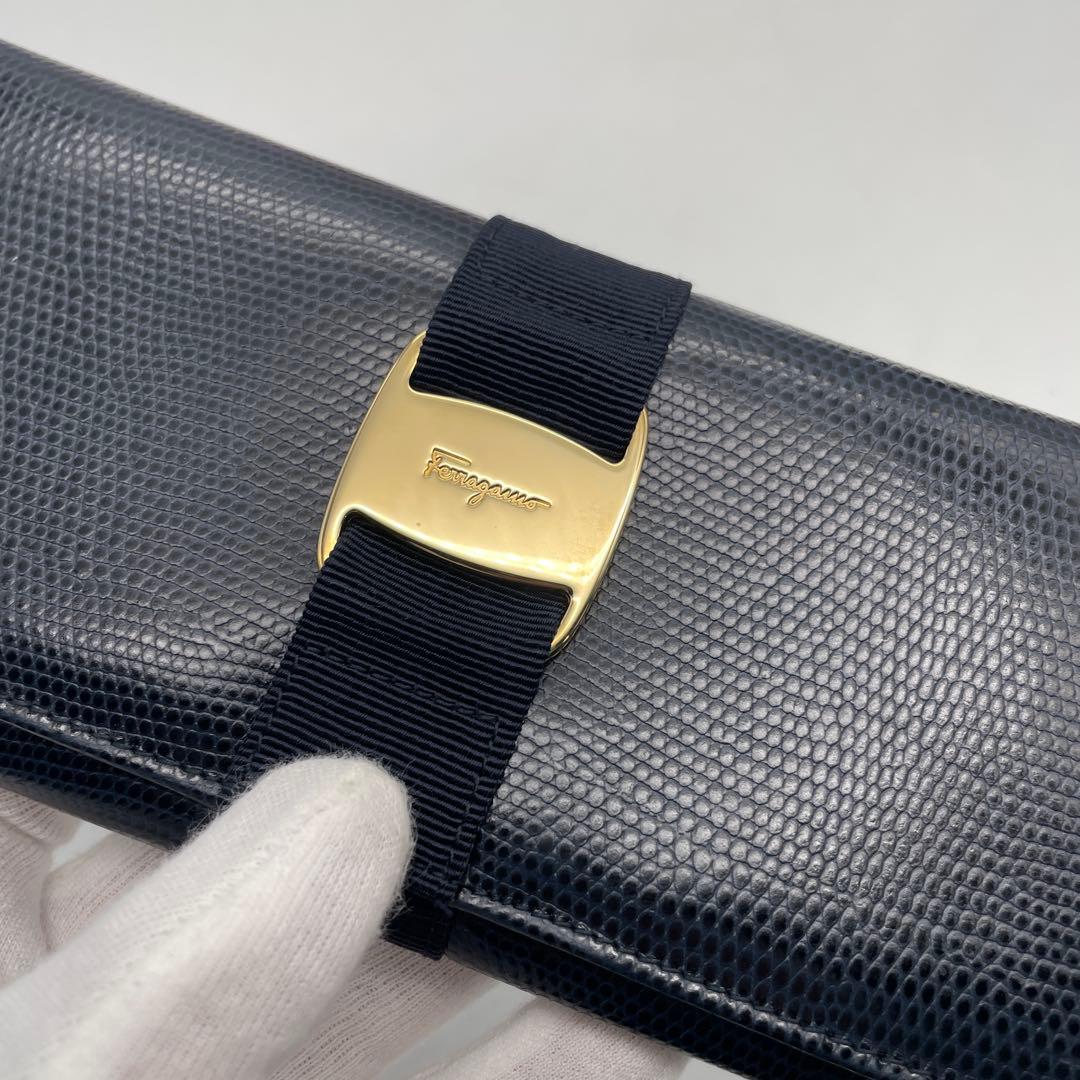 ☆新品未使用☆サルバトーレフェラガモ☆長財布