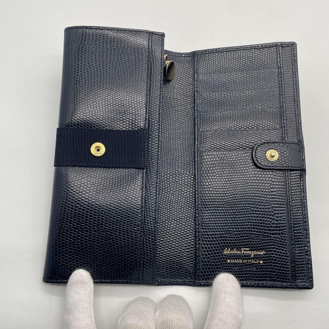 ☆新品未使用☆サルバトーレフェラガモ☆長財布