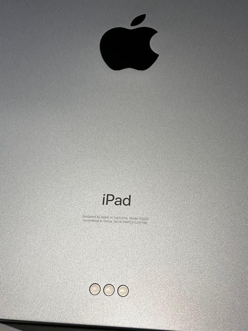 Apple iPad pro 11インチ 128GB第二世代 美品✨オマケ付き✨