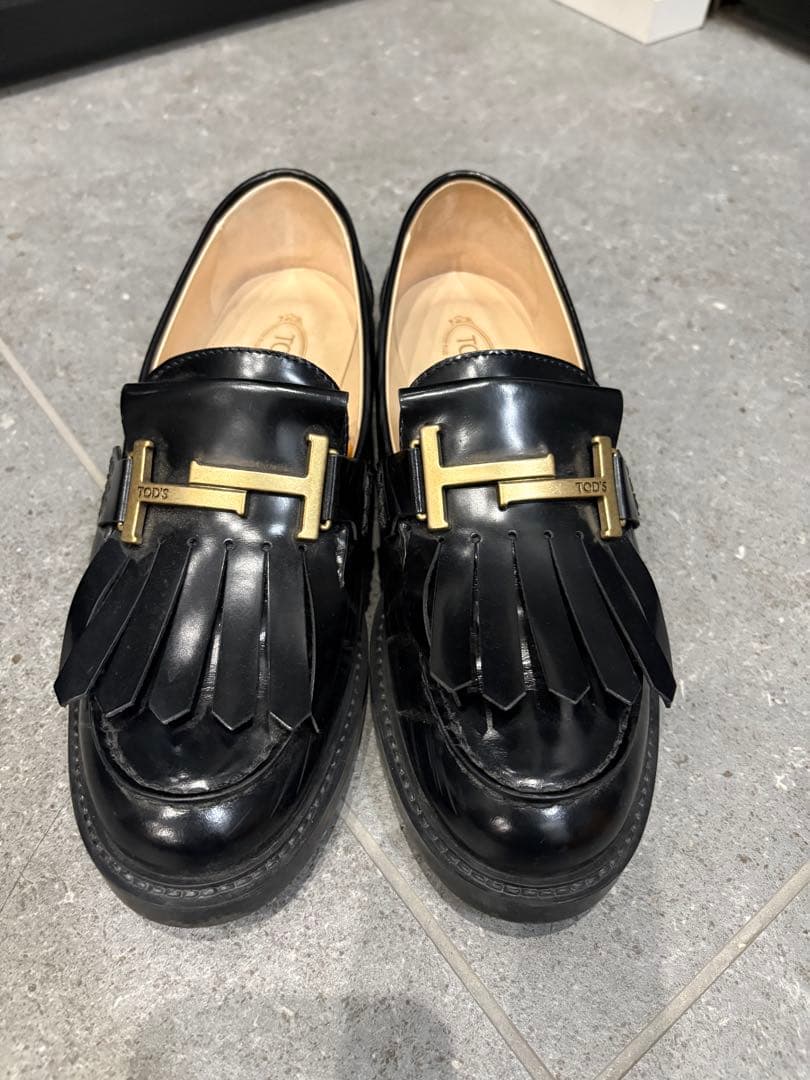 最終お値下げ！TOD'S ローファー　サイズ37.5 人気モデル